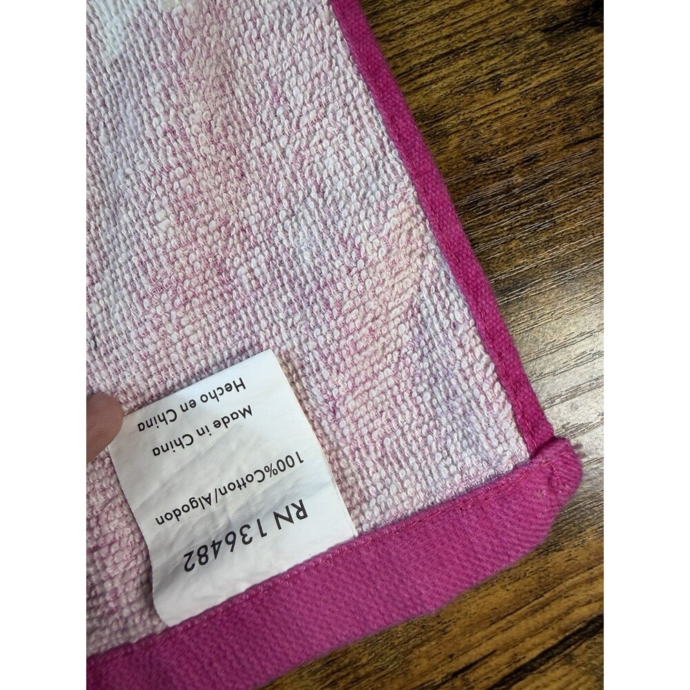 The Tampa Tribune Buccaneers Crucial Catch Pink Hand Towel 100% Cotton 14.5x16.5 - Picture 4 of 8